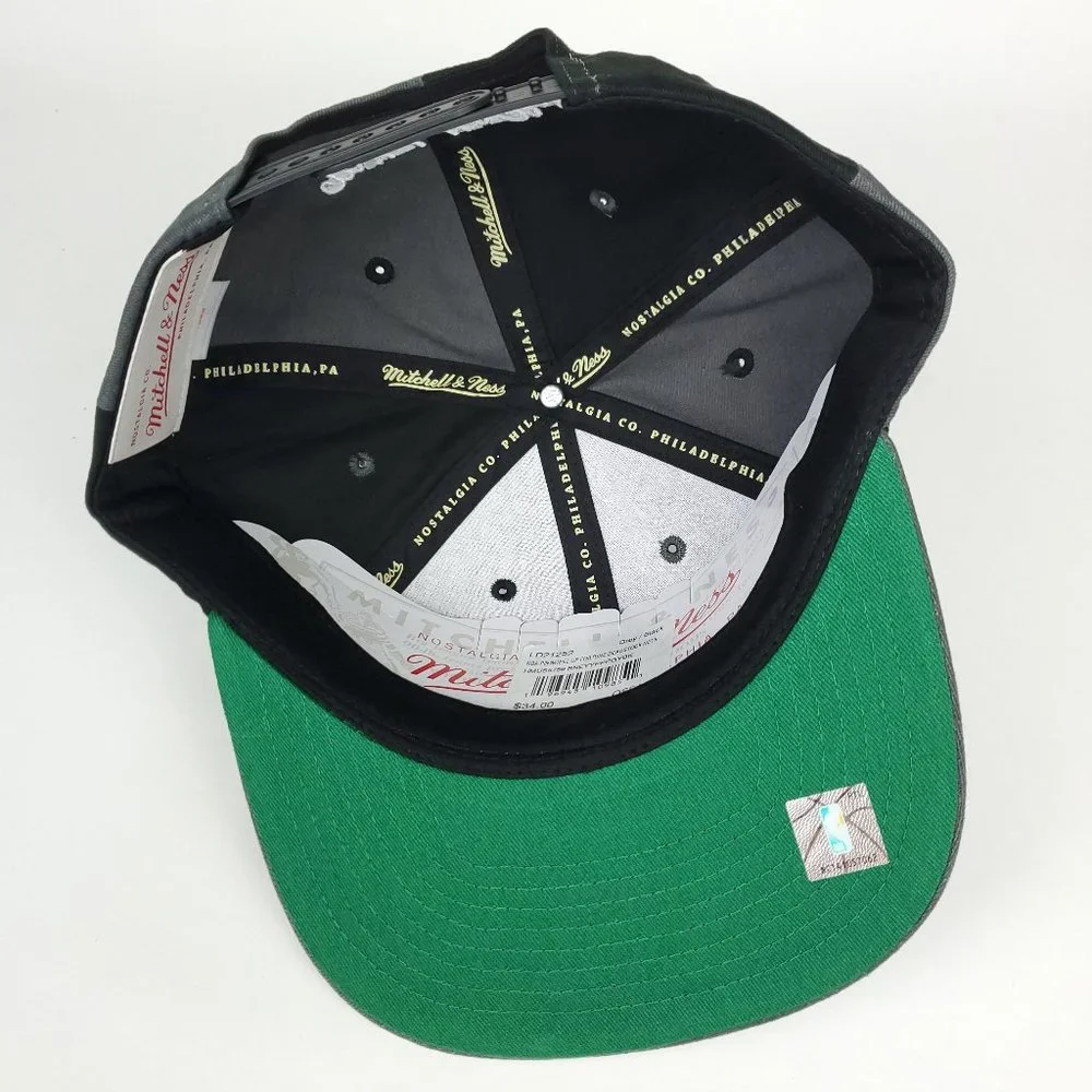 Brooklyn‎ Nets Mitchell & Ness NBA Deadstock Snapback Hat 3D Logo Gray Black Cap